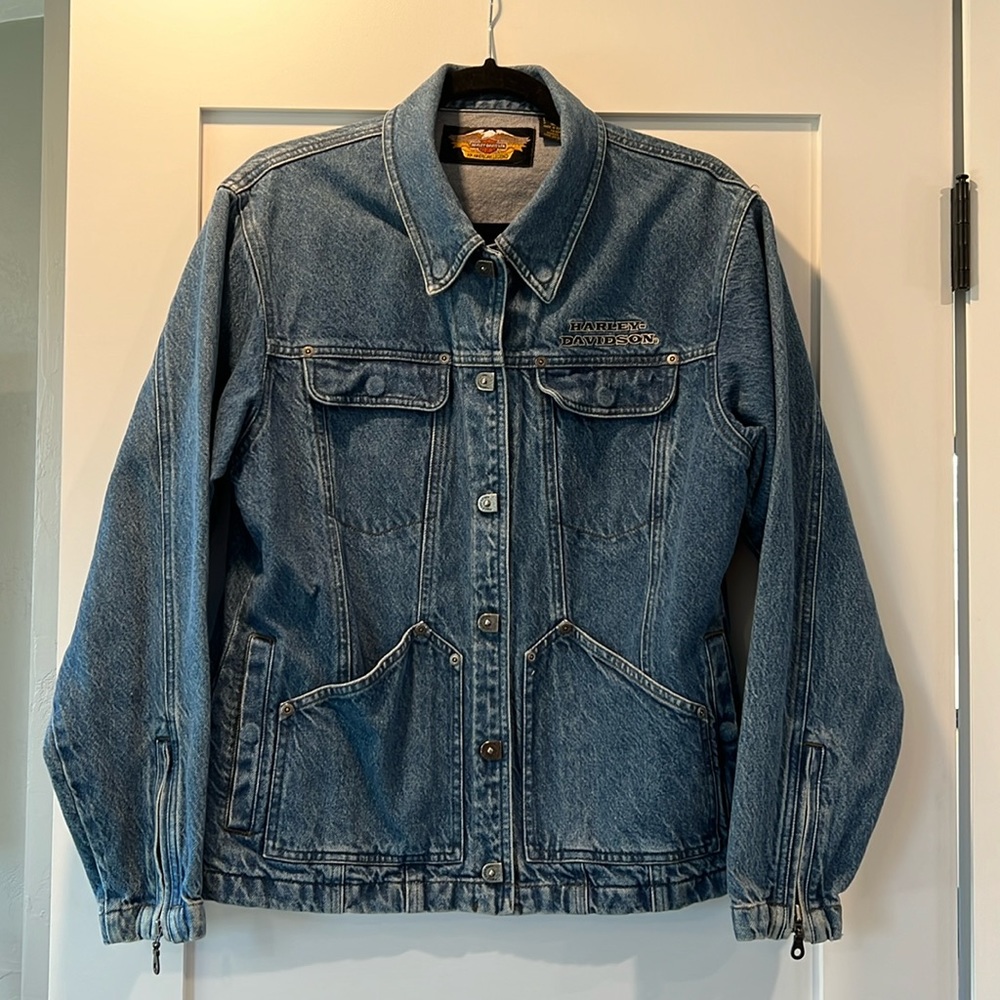 Vintage Harley Davidson Jean jacket. Women’s size large.